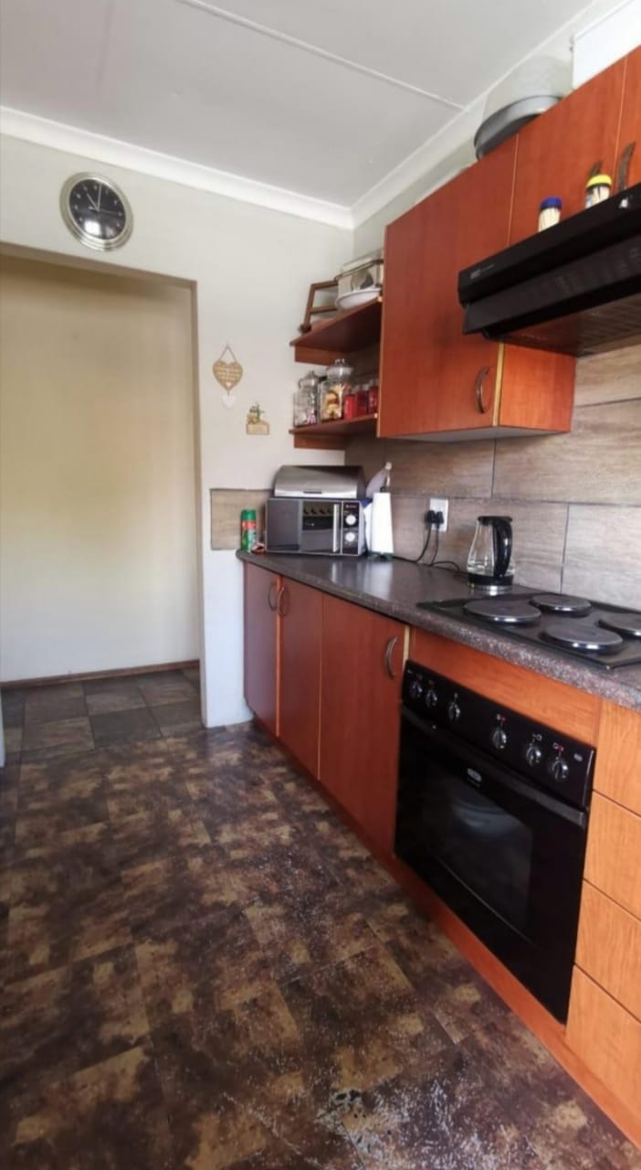 2 Bedroom Property for Sale in Vaalpark Free State